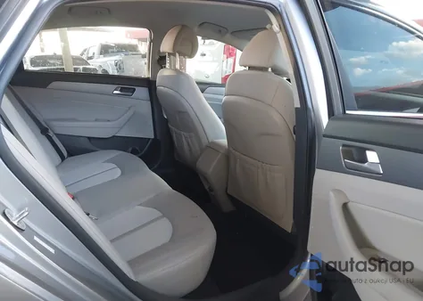 2016 Hyundai Sonata Hybrid Se from USA, damaged, VIN KMHE24L17GA035260